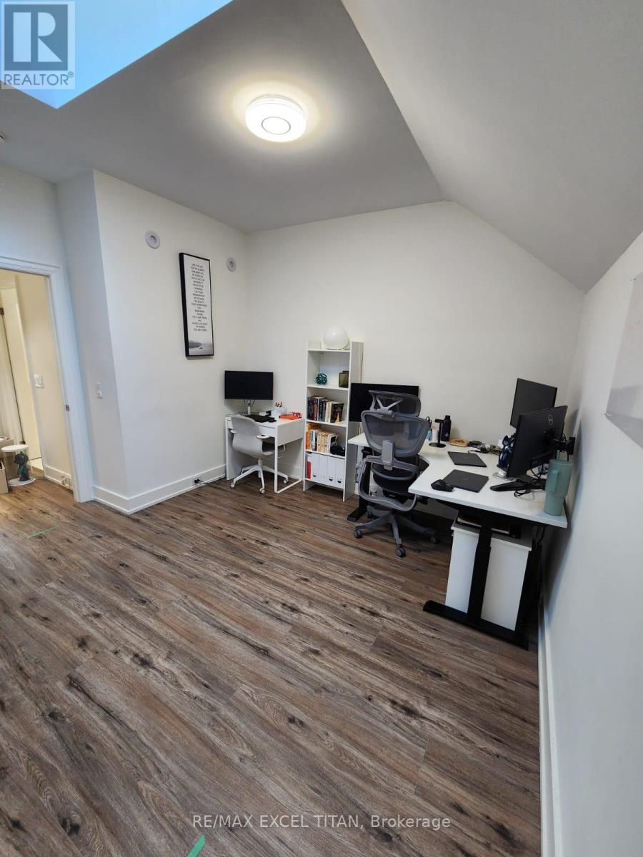 11 - 263 Barrie Street, Bradford West Gwillimbury (Bradford), Ontario  L3Z 1A2 - Photo 33 - N12910230