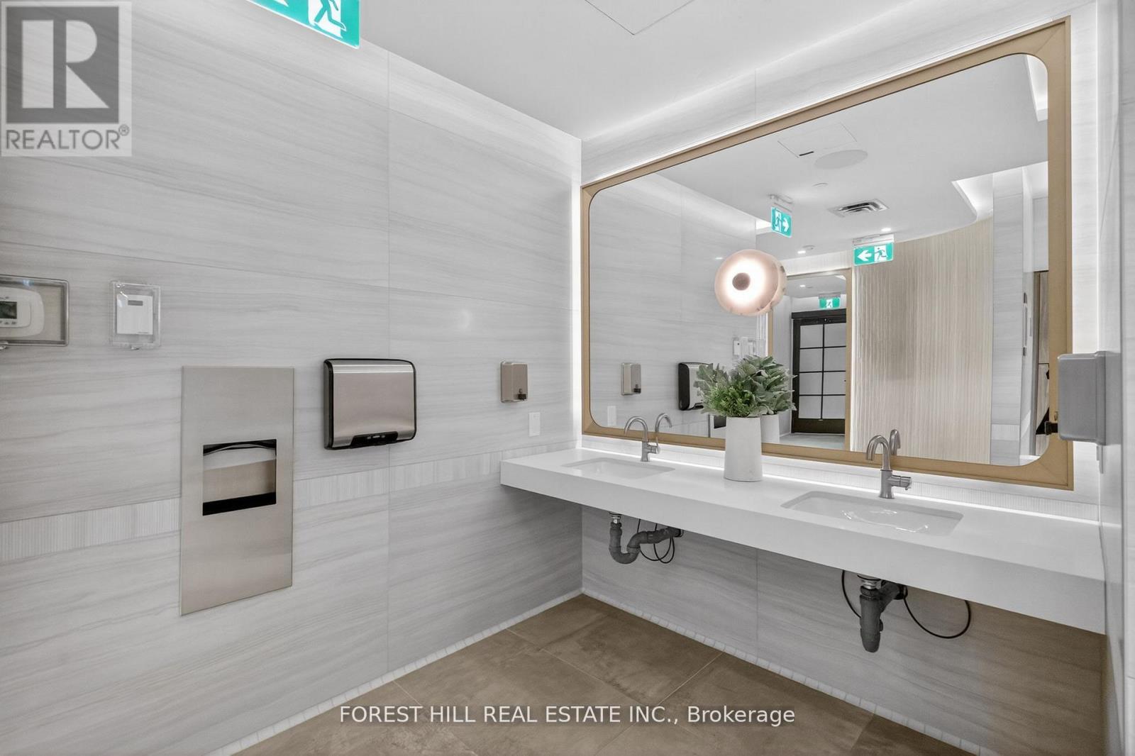 Lph22 - 399 Royal Orchard Boulevard, Markham, Ontario  L3T 0H3 - Photo 25 - N12910290