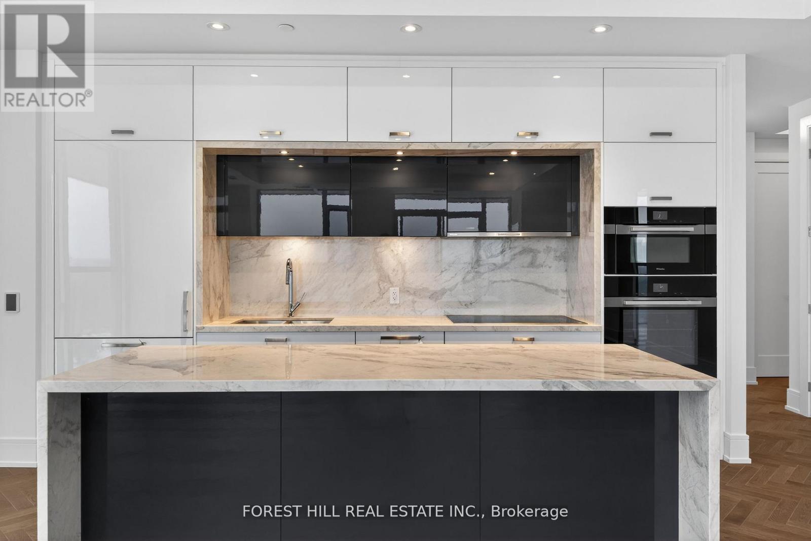 Lph22 - 399 Royal Orchard Boulevard, Markham, Ontario  L3T 0H3 - Photo 5 - N12910290