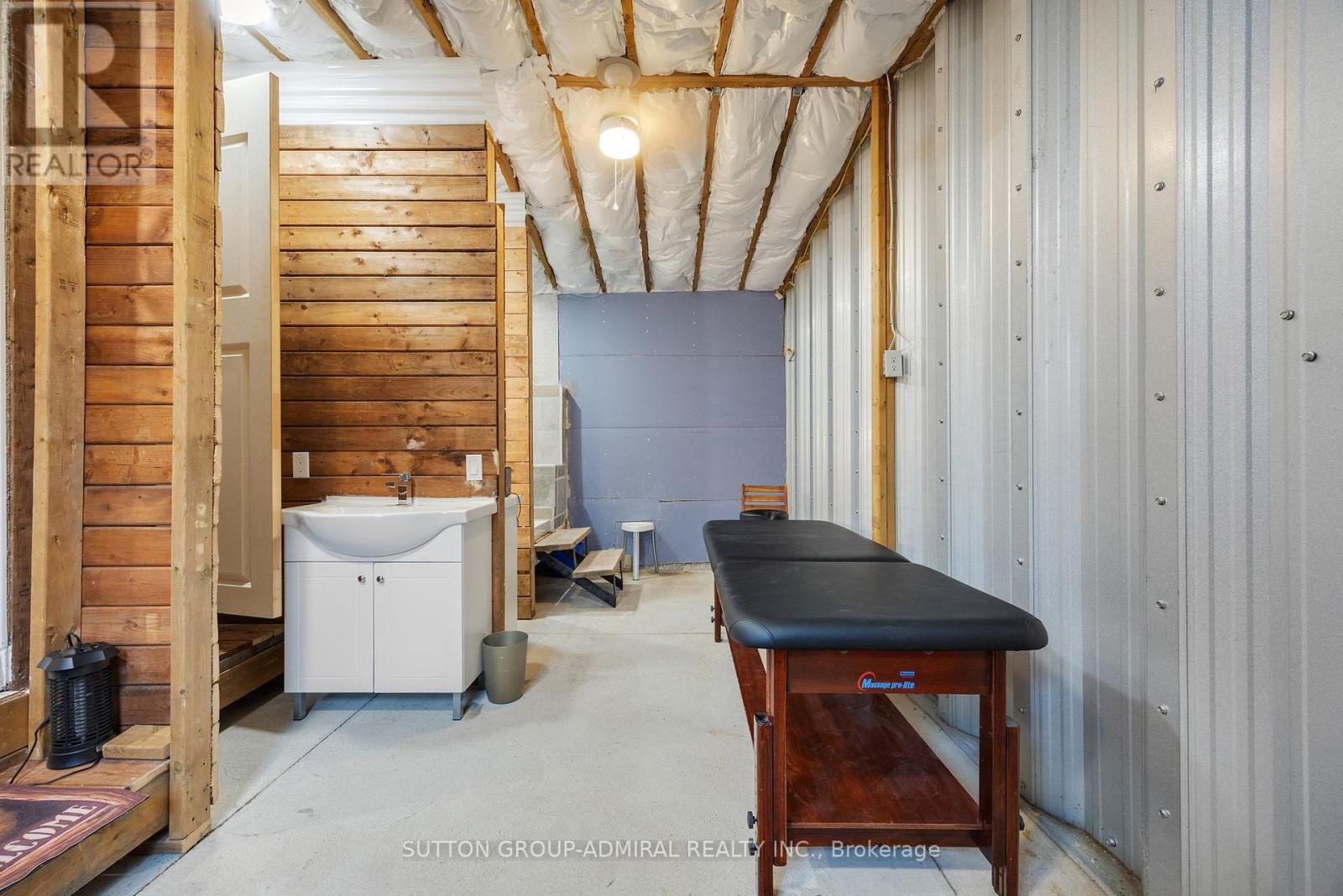 815 Lagoon Drive, Georgina, Ontario  L0E 1S0 - Photo 32 - N12910312