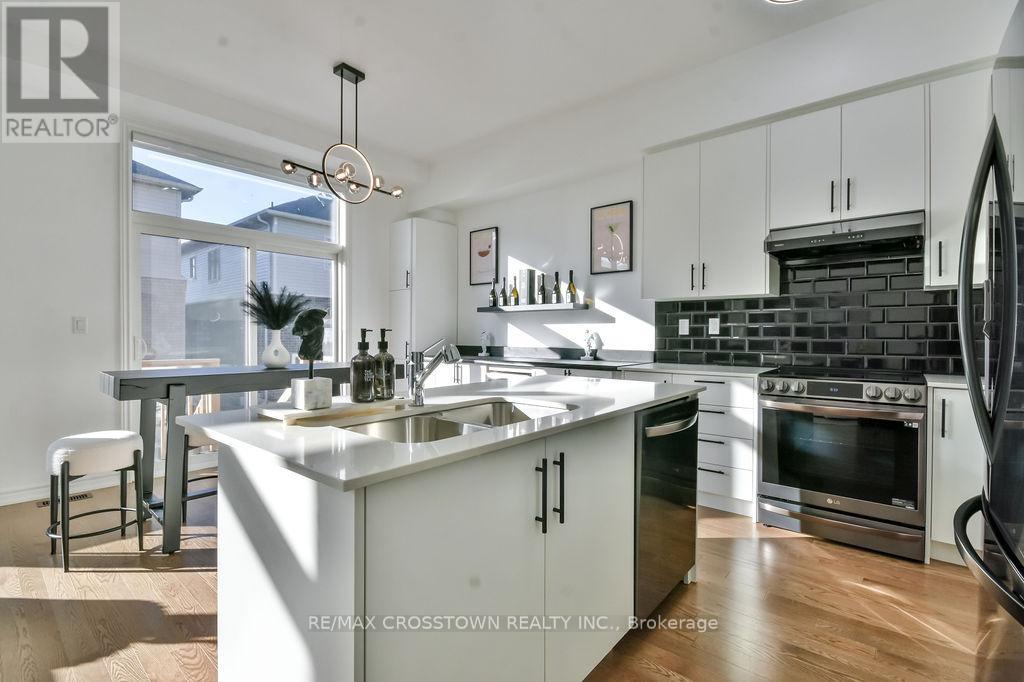 104 Shepherd Drive, Barrie, Ontario  L9S 2Z4 - Photo 15 - S12910302