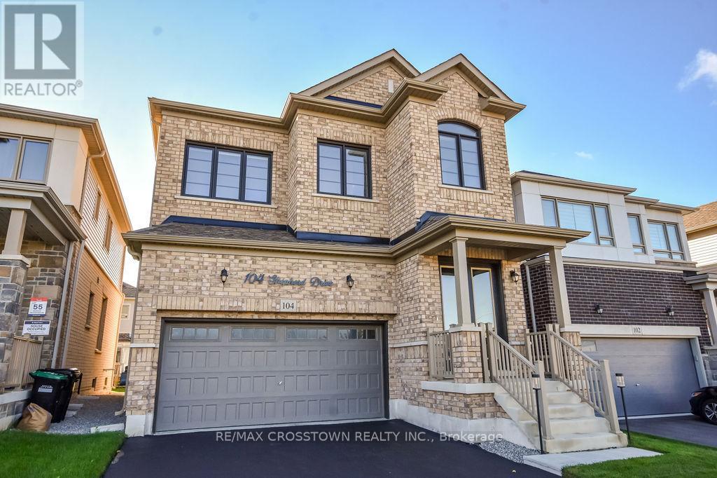 104 Shepherd Drive, Barrie, Ontario  L9S 2Z4 - Photo 2 - S12910302