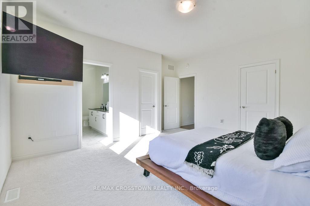 104 Shepherd Drive, Barrie, Ontario  L9S 2Z4 - Photo 25 - S12910302