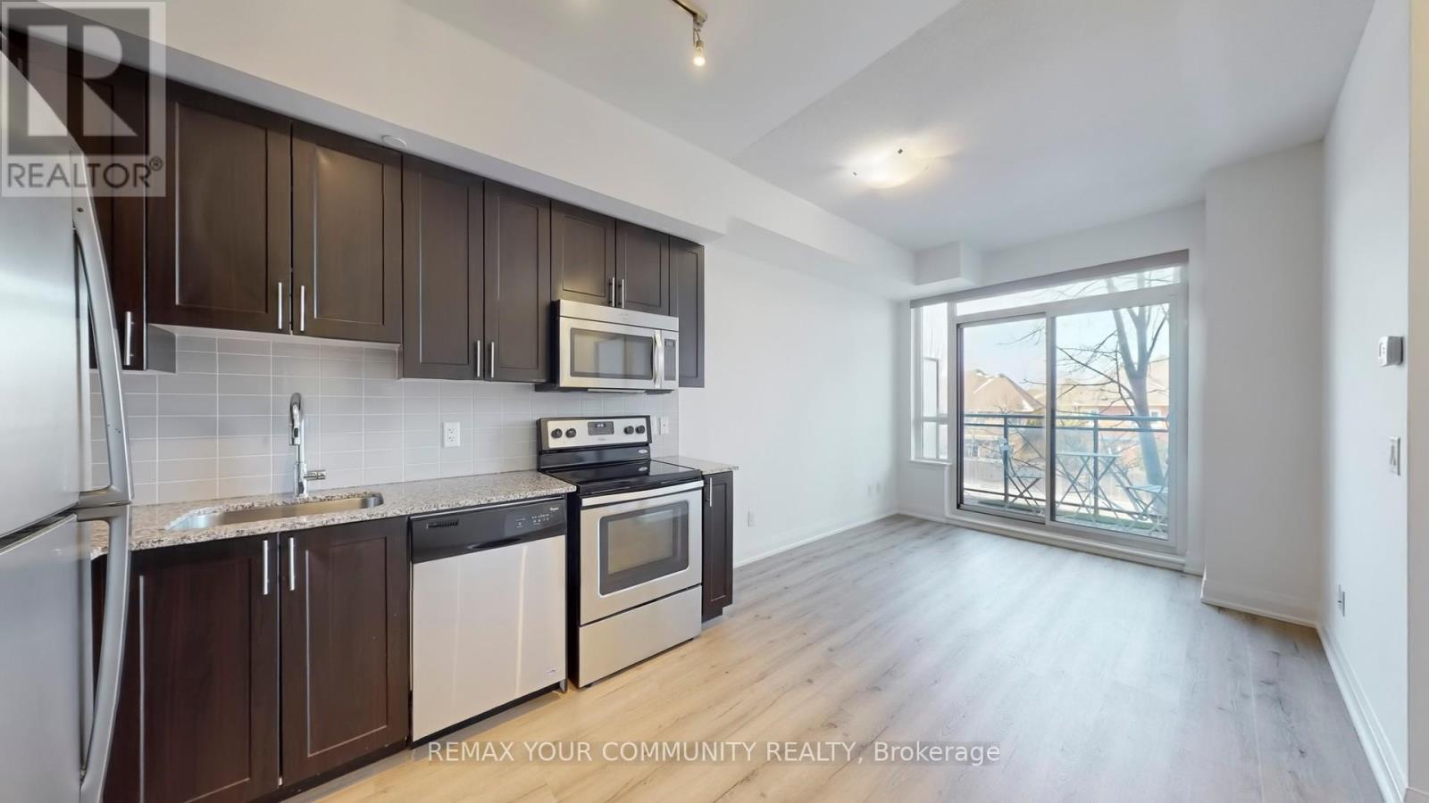 212 - 95 NORTH PARK ROAD, Vaughan, Ontario