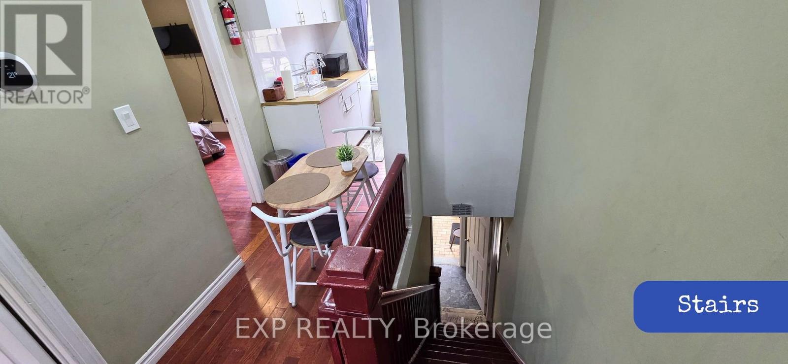 1562 Jane St Street, Toronto, Ontario  M9N 2R6 - Photo 12 - W12908640