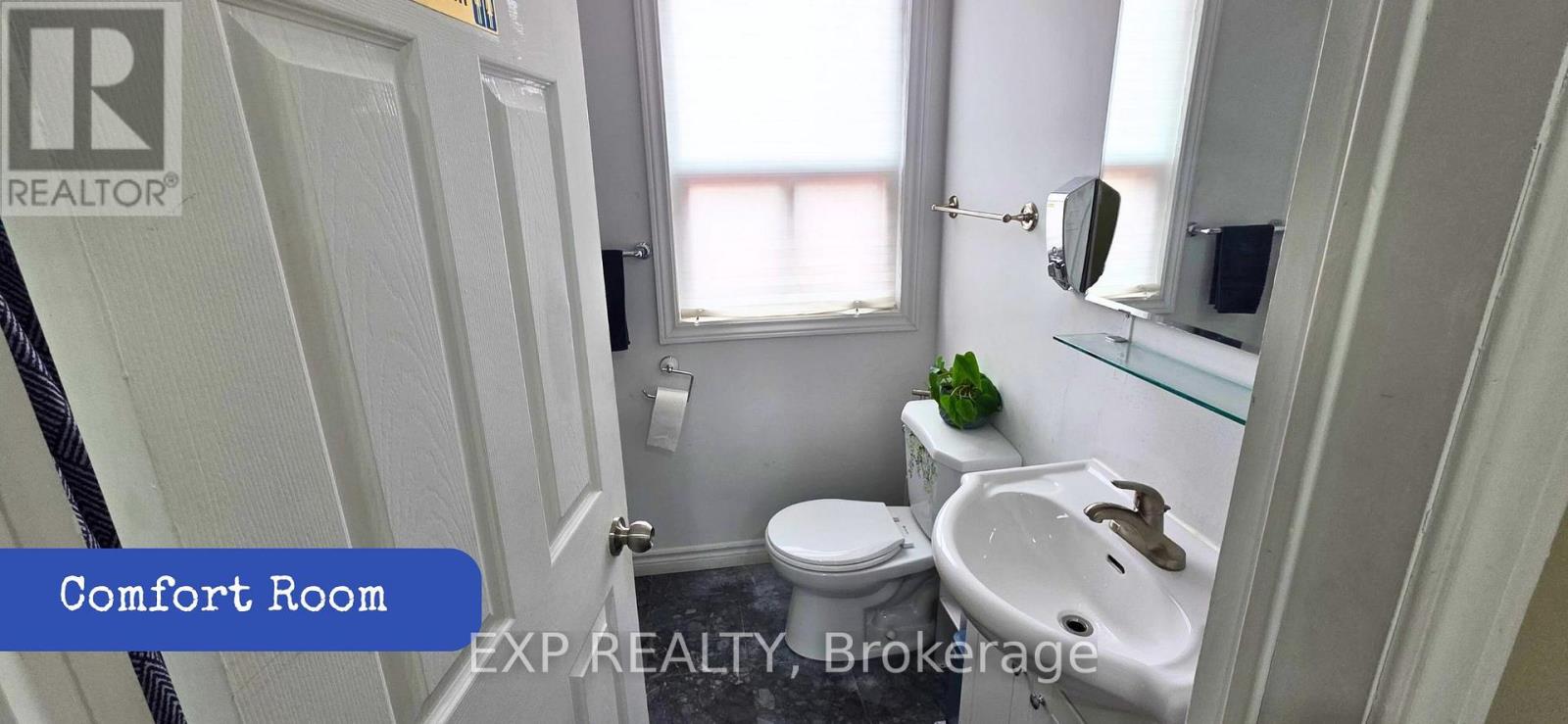 1562 Jane St Street, Toronto, Ontario  M9N 2R6 - Photo 17 - W12908640