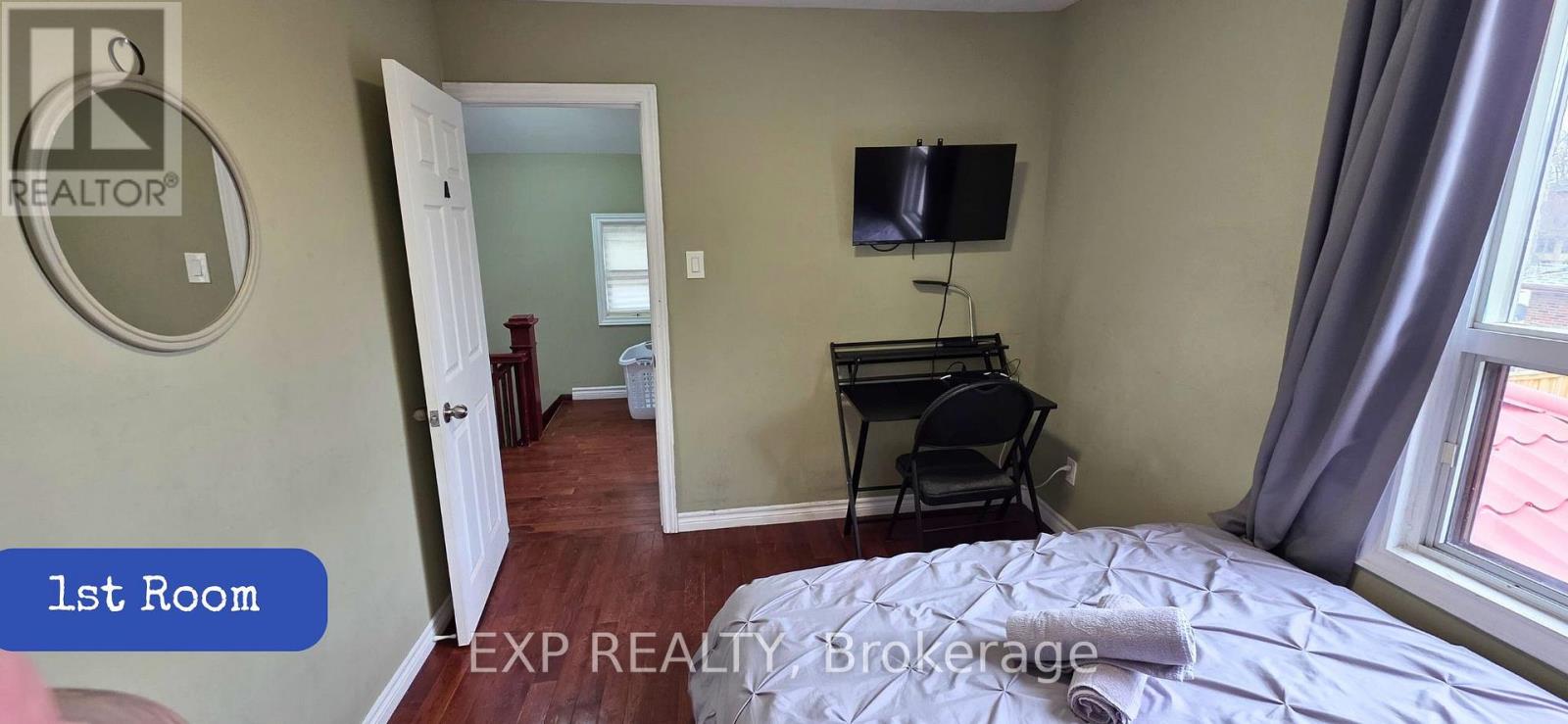 1562 Jane St Street, Toronto, Ontario  M9N 2R6 - Photo 19 - W12908640