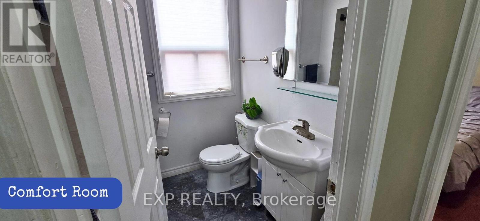 1562 Jane St Street, Toronto, Ontario  M9N 2R6 - Photo 24 - W12908640