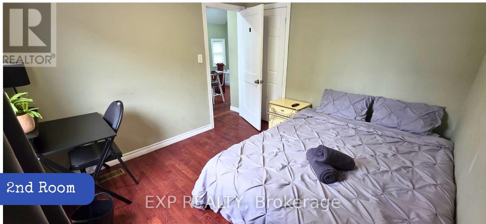 1562 Jane St Street, Toronto, Ontario  M9N 2R6 - Photo 22 - W12908640