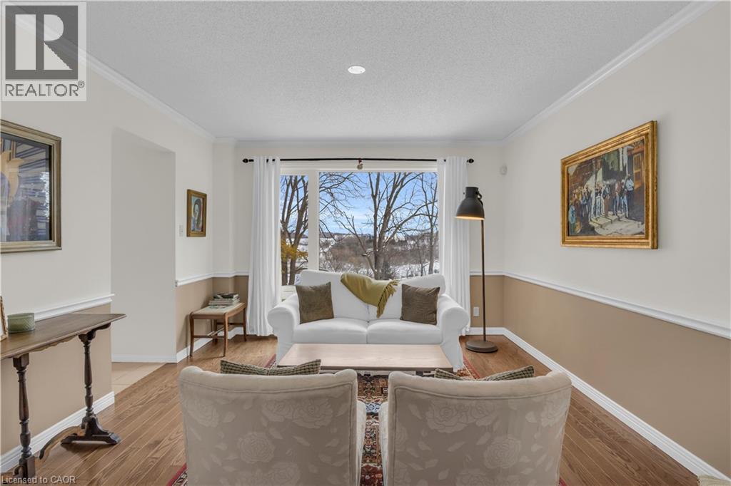 41 Tinatawa Court, Kitchener, Ontario  N2A 3G9 - Photo 7 - 40814214