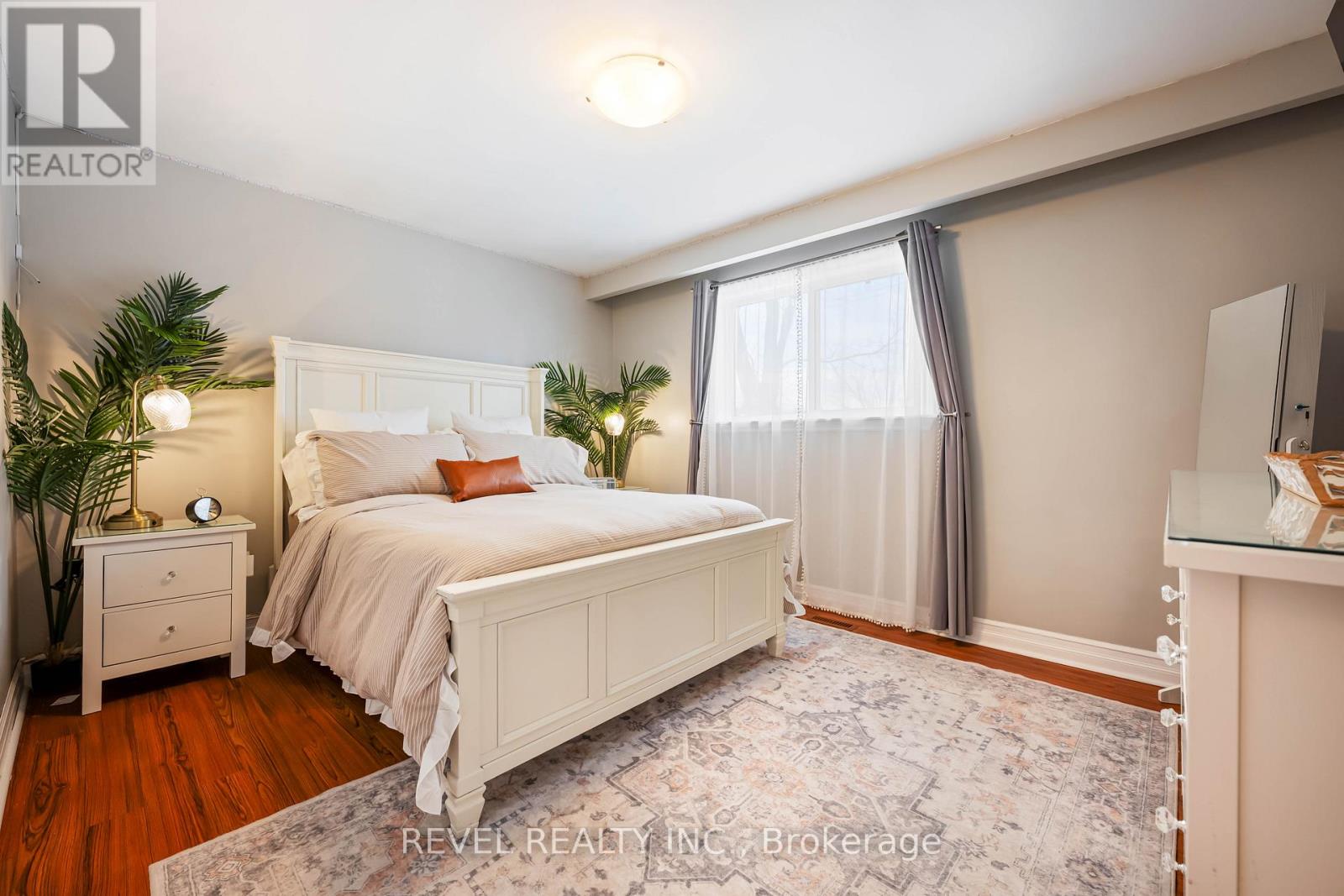 12 Victoria Boulevard, East Garafraxa, Ontario  L9W 7L6 - Photo 16 - X12850056