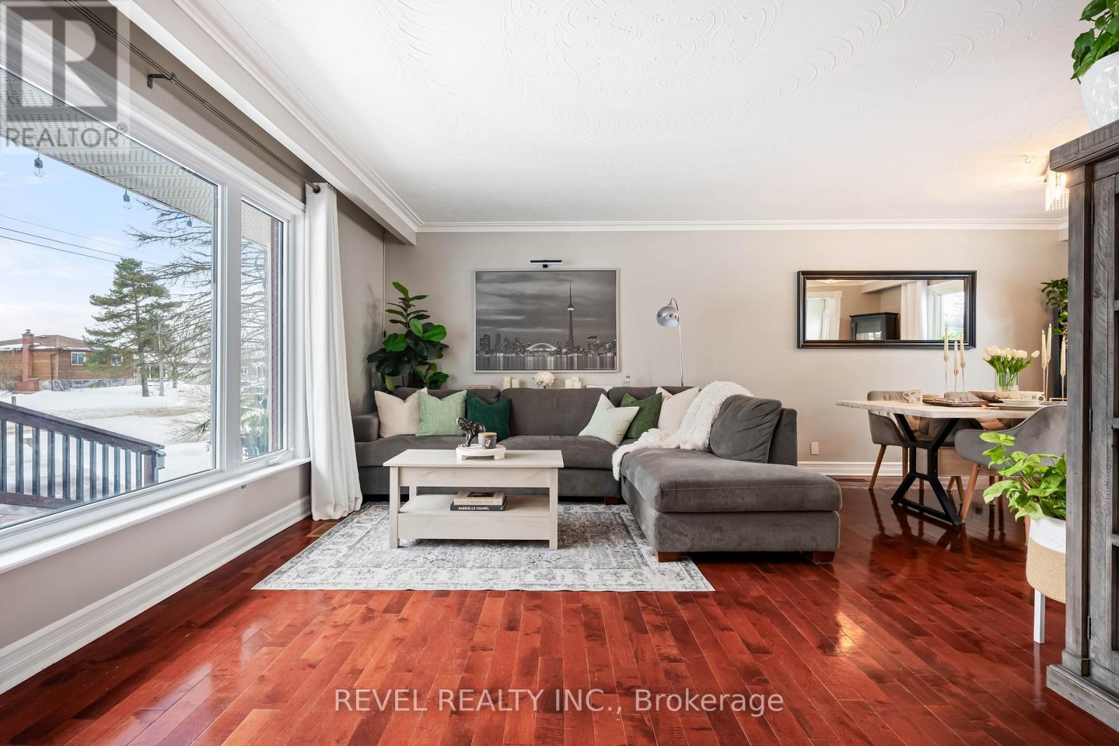 12 Victoria Boulevard, East Garafraxa, Ontario  L9W 7L6 - Photo 8 - X12850056