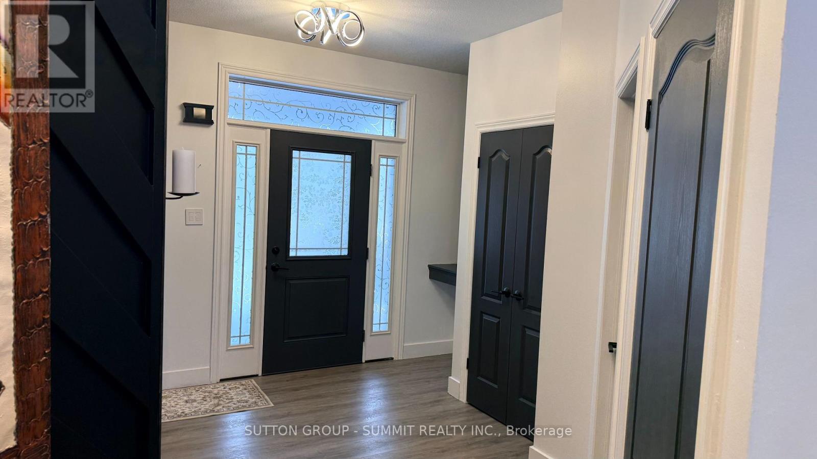 9 Mcintyre Lane, East Luther Grand Valley, Ontario  L9W 6T9 - Photo 4 - X12680672