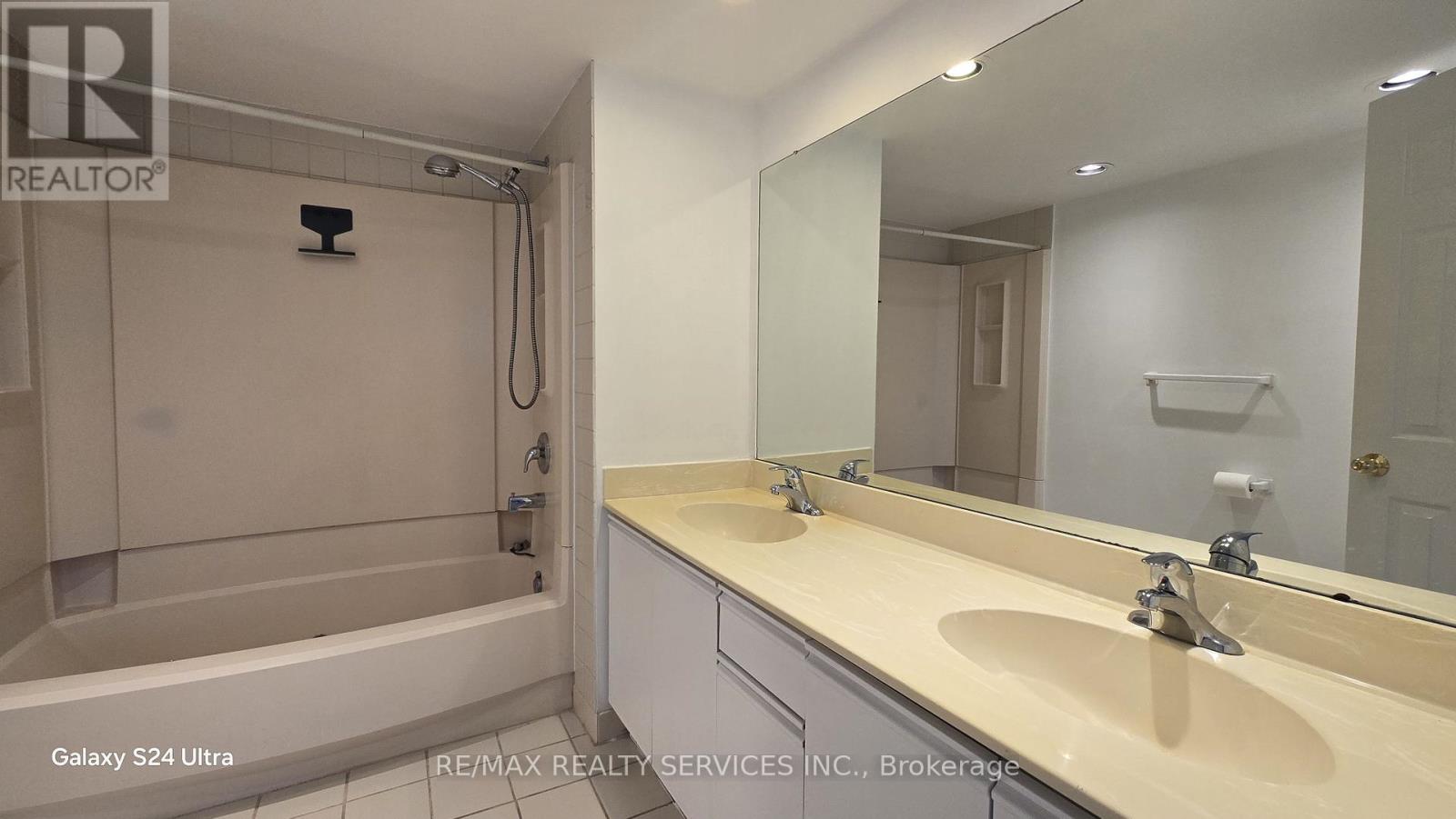 1210 - 4235 Sherwoodtowne Boulevard, Mississauga, Ontario  L4Z 1W3 - Photo 16 - W12910134