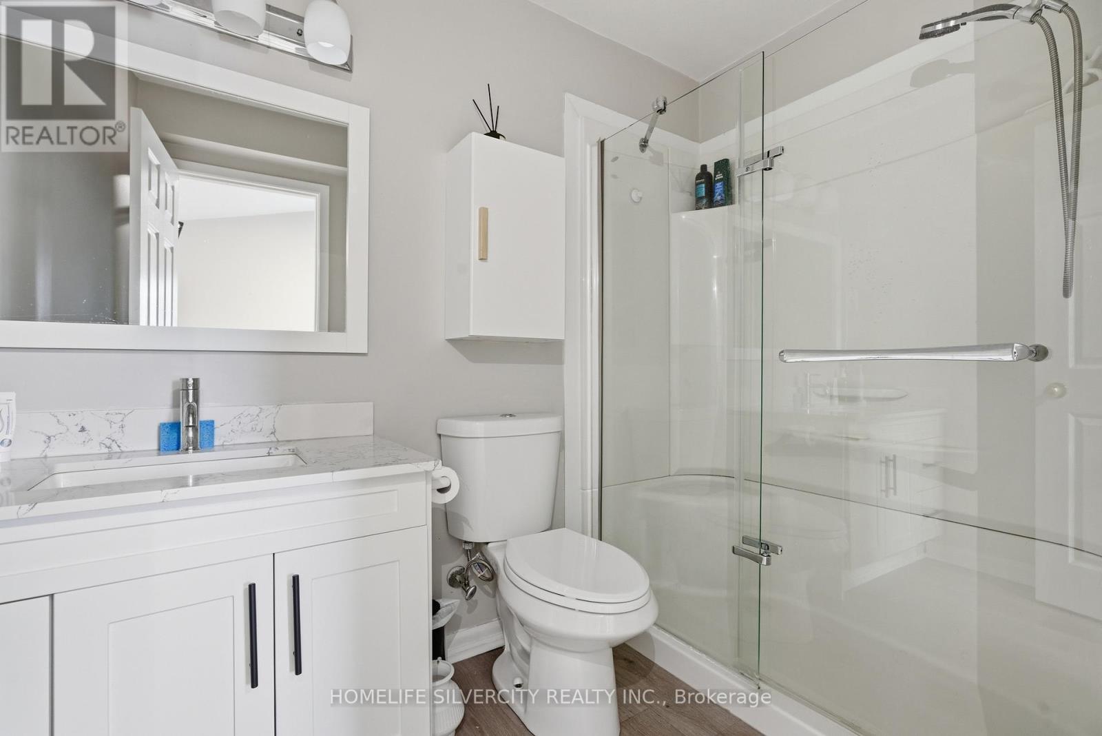 578 Trafford Crescent, Oakville, Ontario  L6L 3T3 - Photo 13 - W12910154