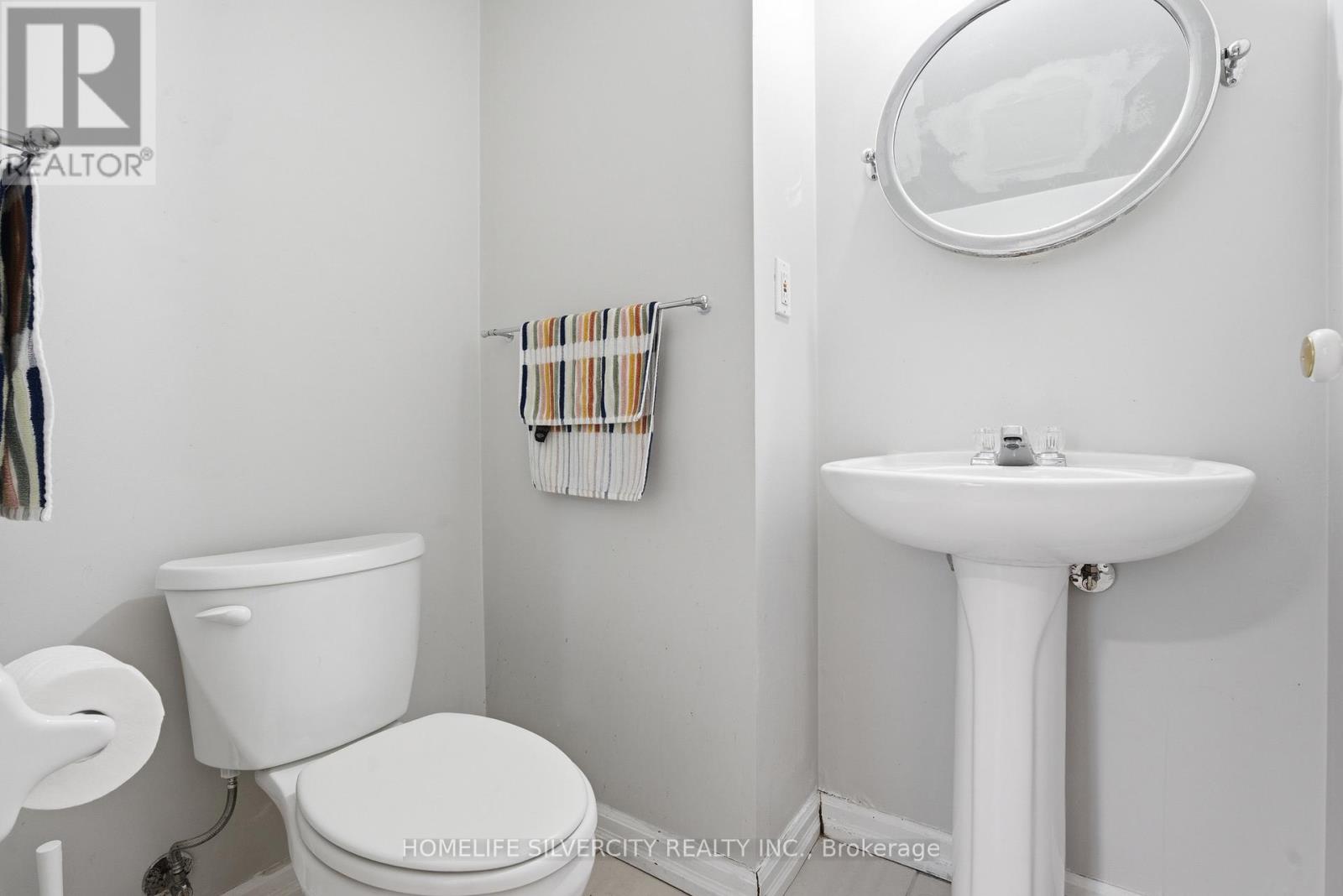 578 Trafford Crescent, Oakville, Ontario  L6L 3T3 - Photo 16 - W12910154