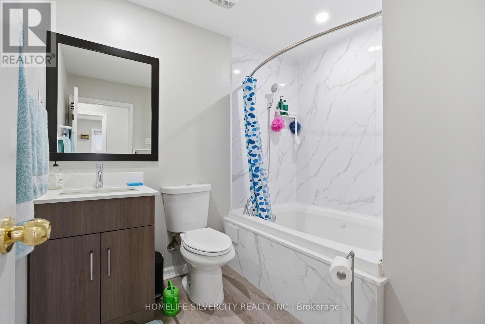 578 Trafford Crescent, Oakville, Ontario  L6L 3T3 - Photo 18 - W12910154