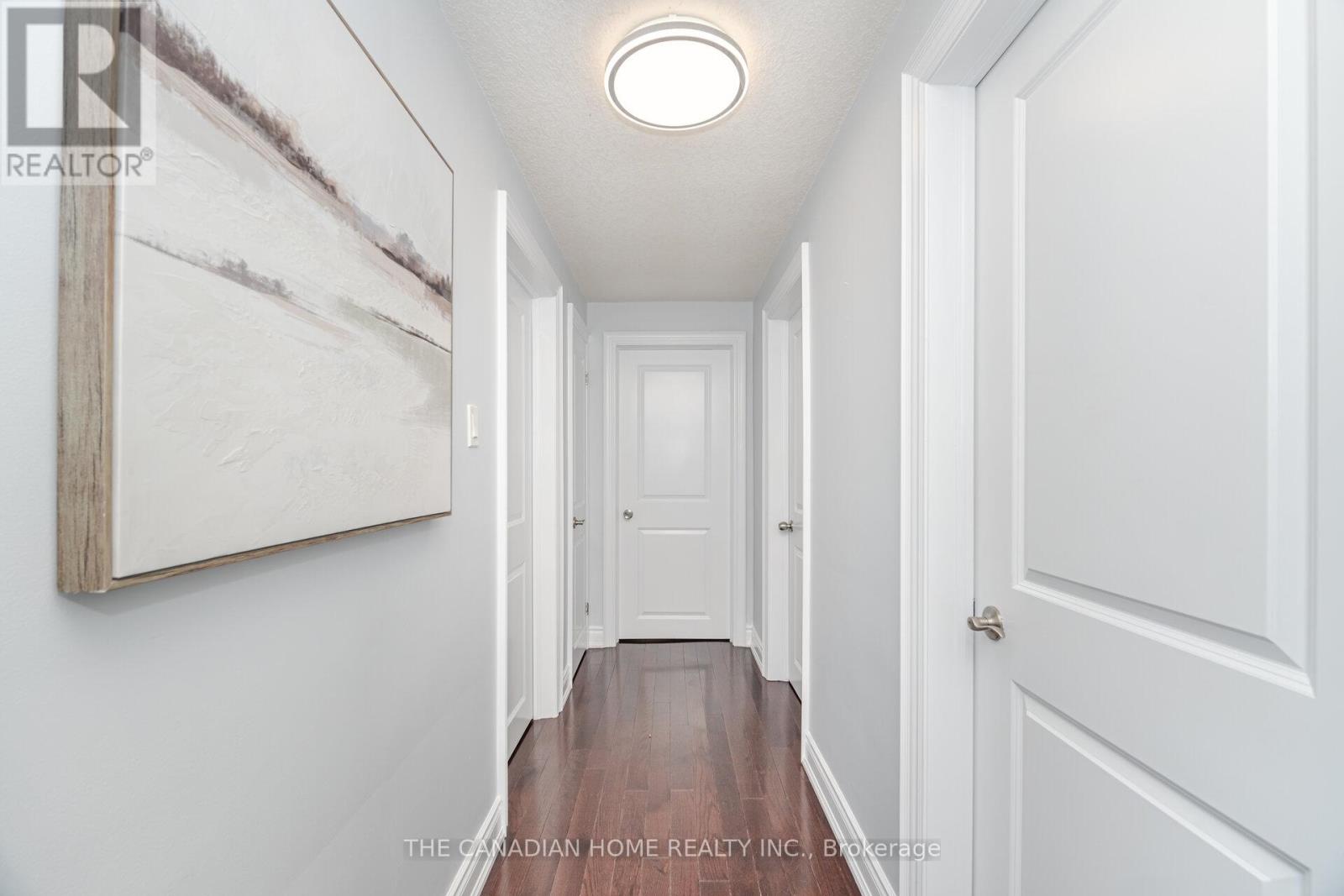 207 Penn Drive, Burlington, Ontario  L7N 2B6 - Photo 26 - W12910196