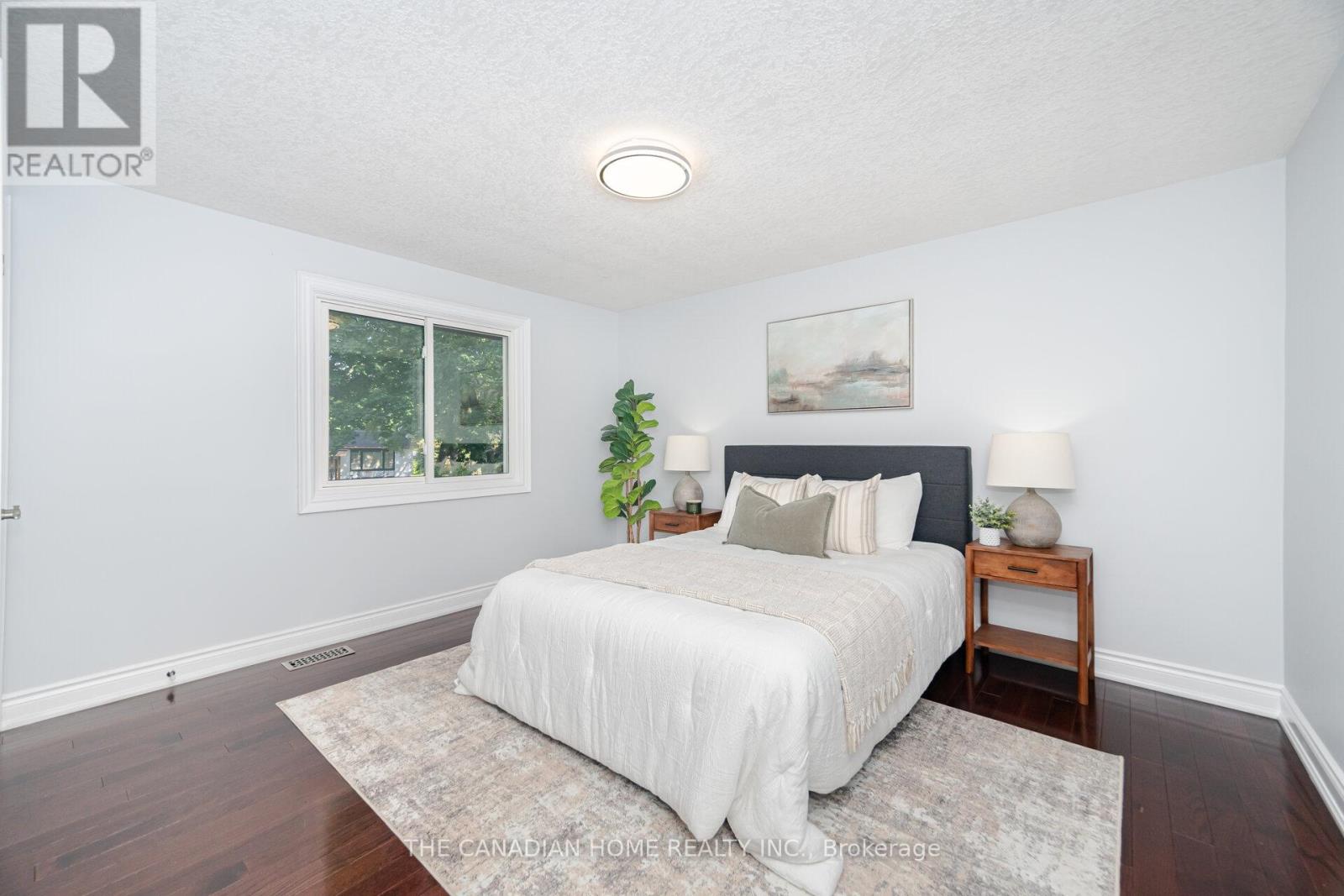 207 Penn Drive, Burlington, Ontario  L7N 2B6 - Photo 30 - W12910196