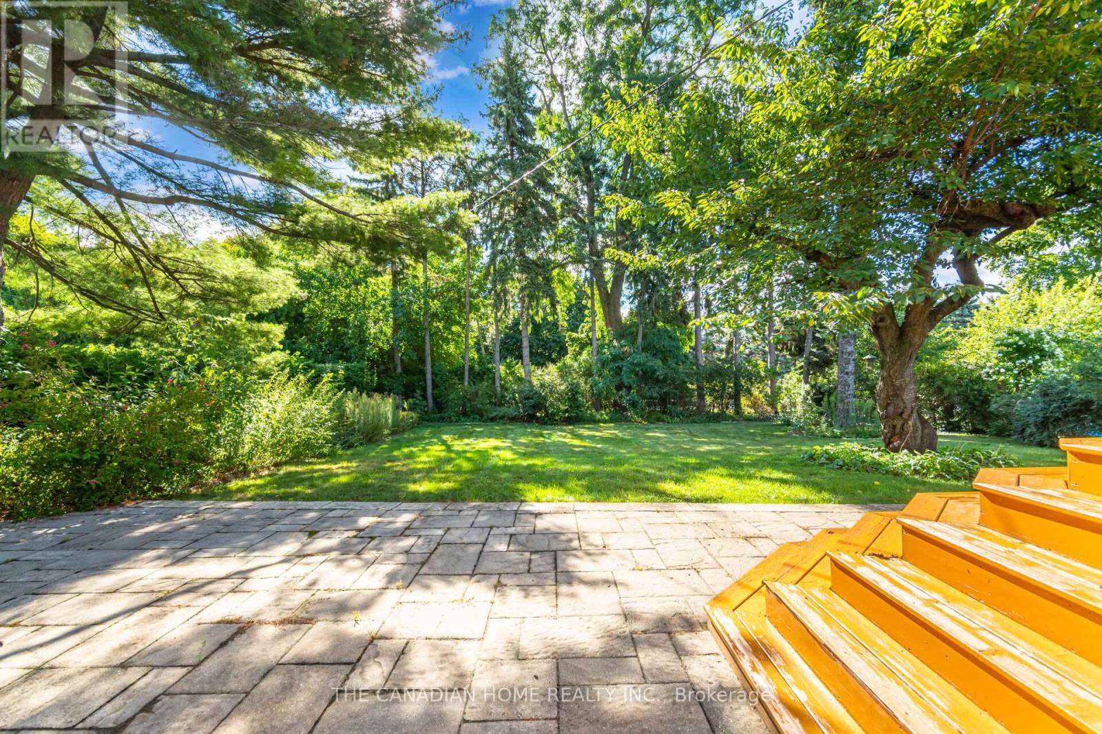 207 Penn Drive, Burlington, Ontario  L7N 2B6 - Photo 50 - W12910196