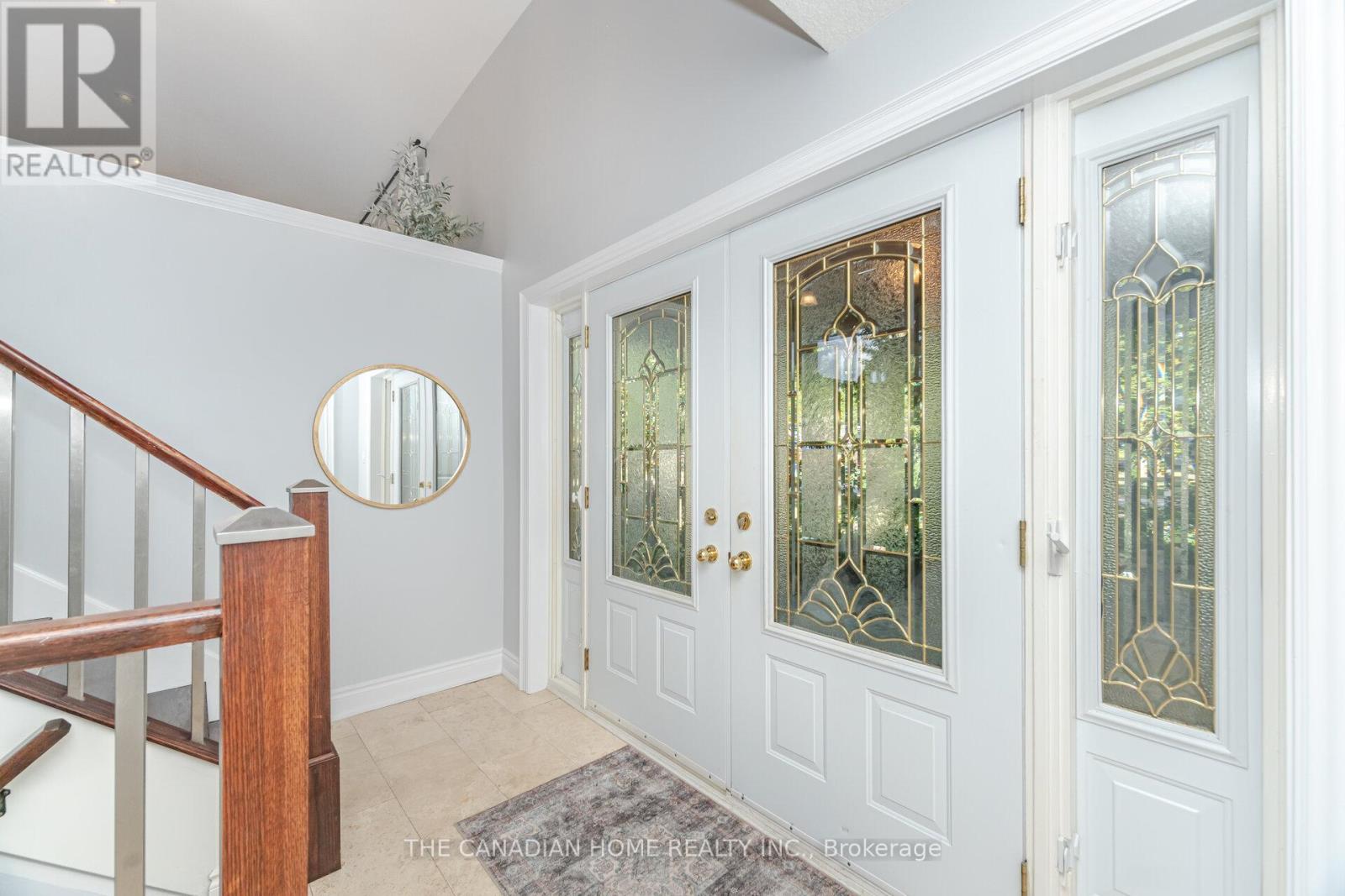 207 Penn Drive, Burlington, Ontario  L7N 2B6 - Photo 9 - W12910196