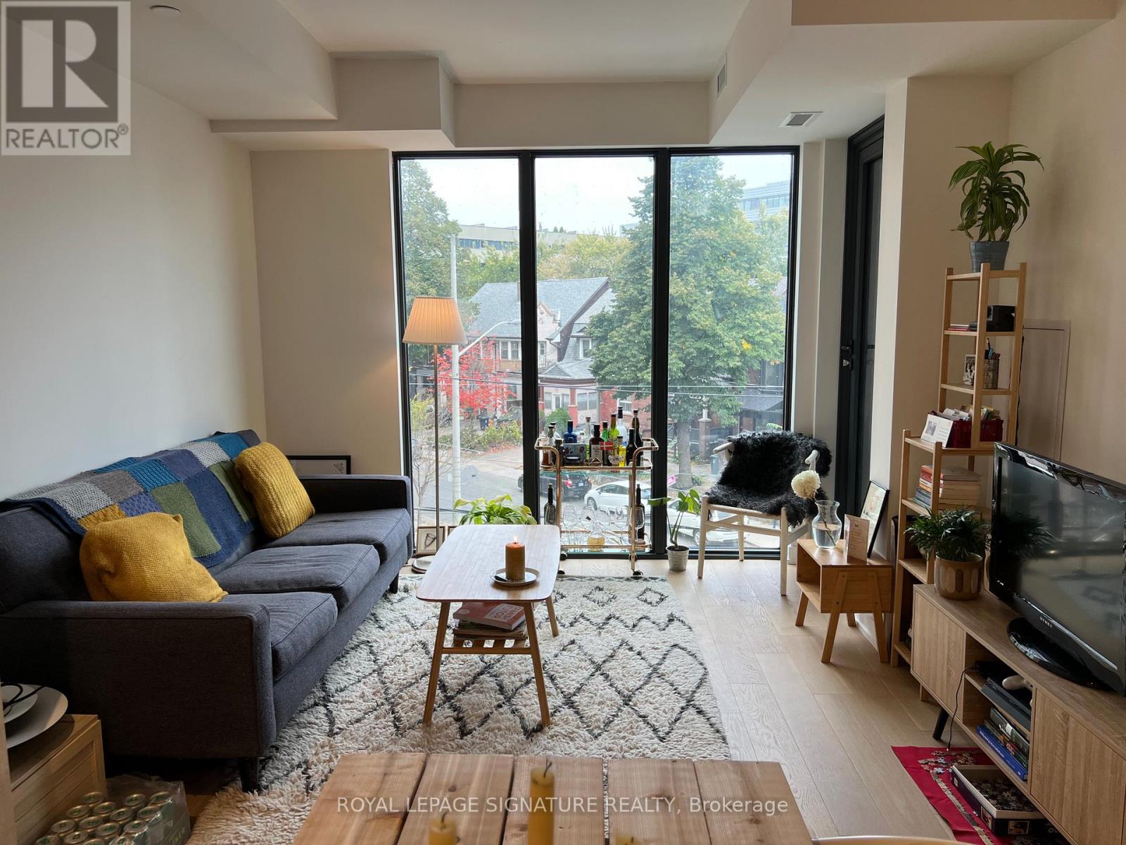 306 - 430 Roncesvalles Avenue, Toronto, Ontario M6R 0A6 - Photo 5 - W12910242