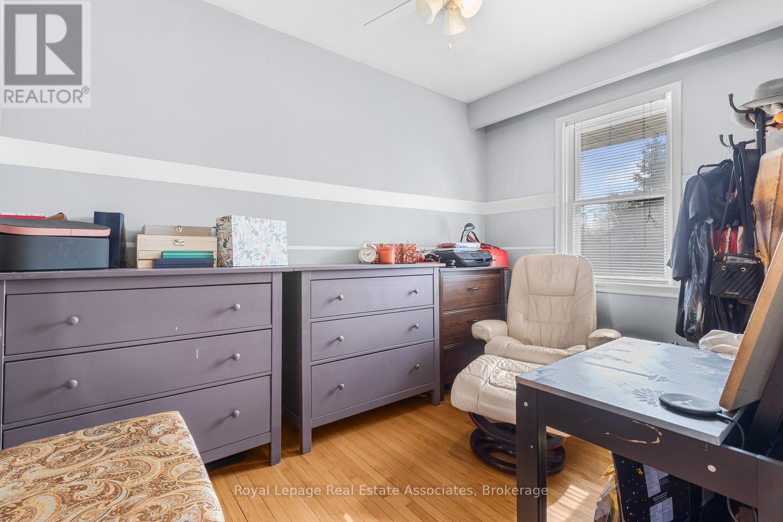 972 Fourth Street, Mississauga, Ontario  L5E 1J9 - Photo 19 - W12910284