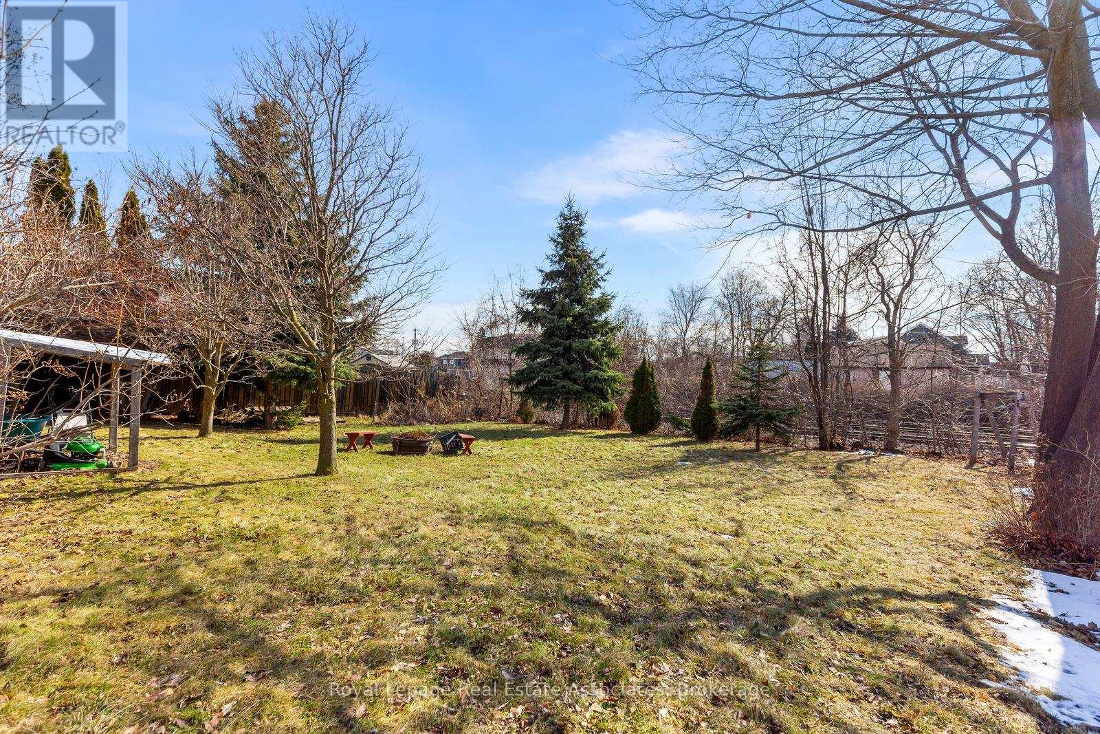 972 Fourth Street, Mississauga, Ontario  L5E 1J9 - Photo 26 - W12910284