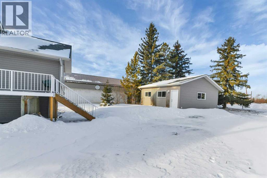 1024 19 Avenue, Lousana, Alberta  T0M 1K0 - Photo 37 - A2276662