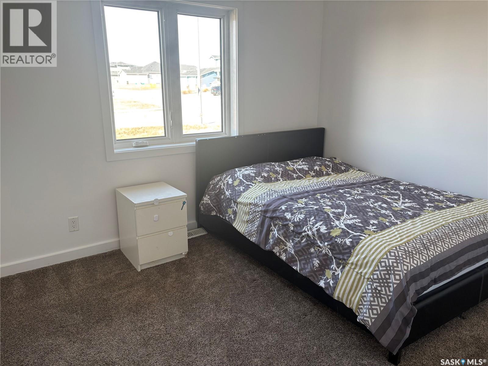 436 Ridgedale Street, Swift Current, Saskatchewan  S9H 5R9 - Photo 8 - SK030482