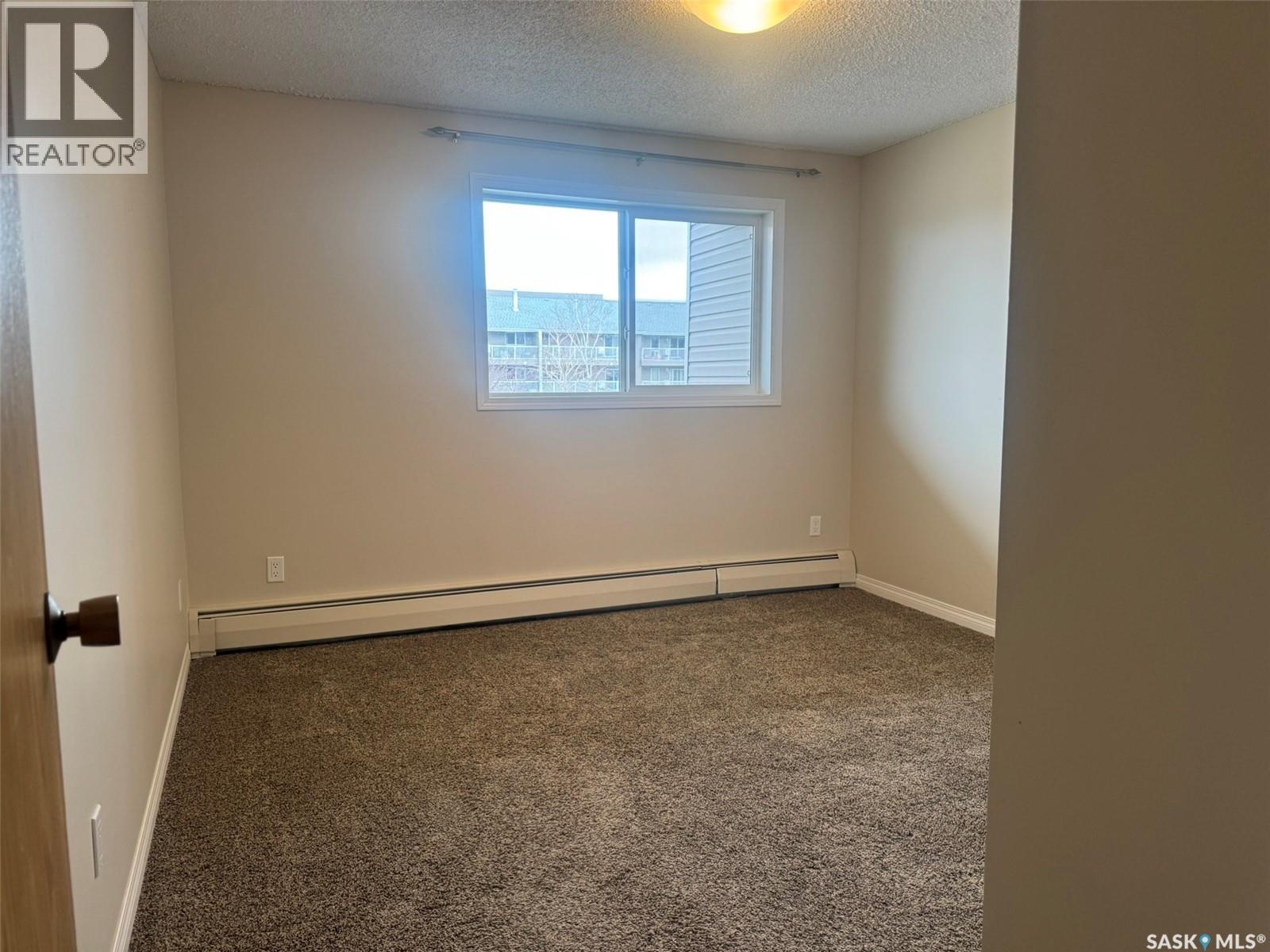 207 1808 Eaglesham Avenue, Weyburn, Saskatchewan  S4T 2R1 - Photo 8 - SK031008