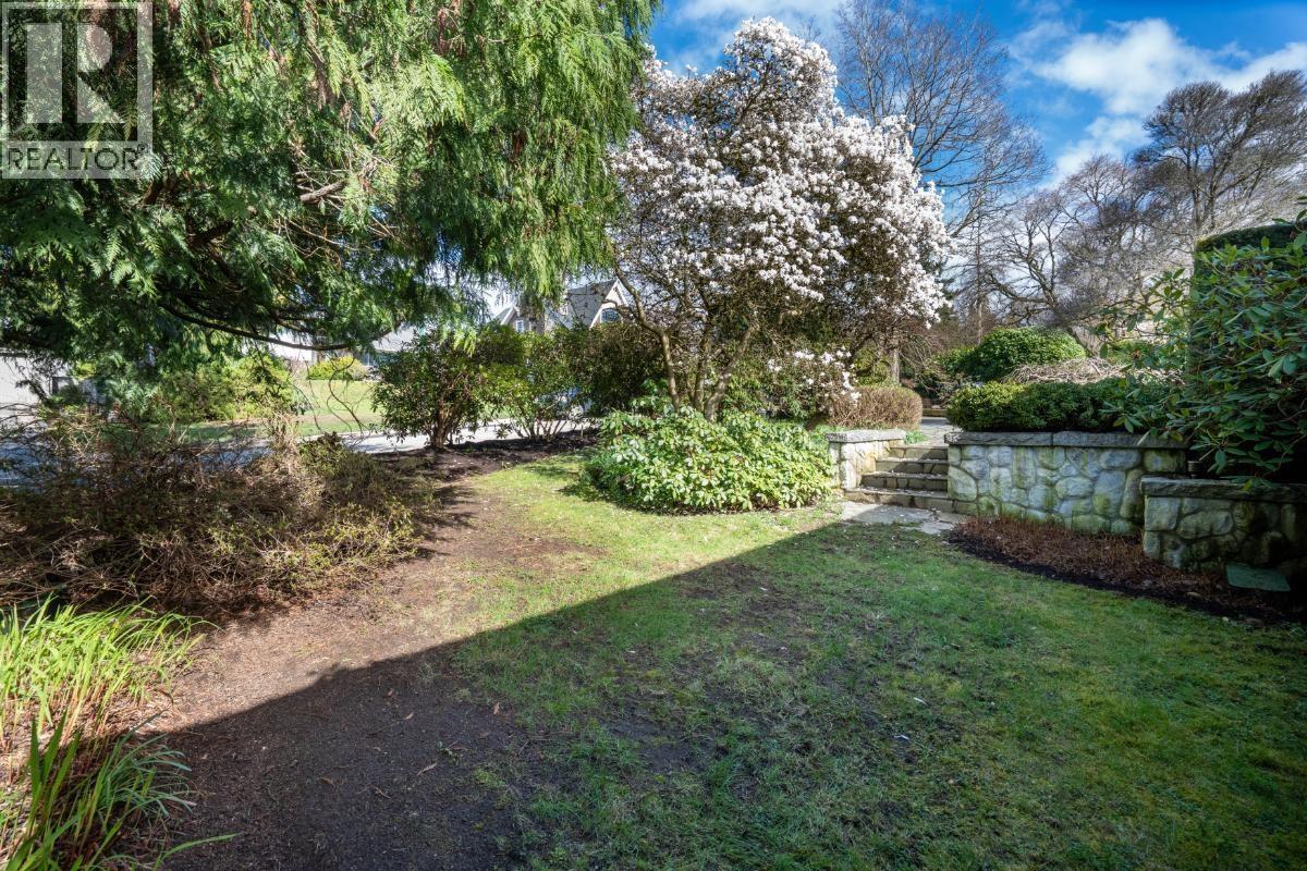 6034 Collingwood Place, Vancouver, British Columbia  V6N 1V1 - Photo 31 - R3102254