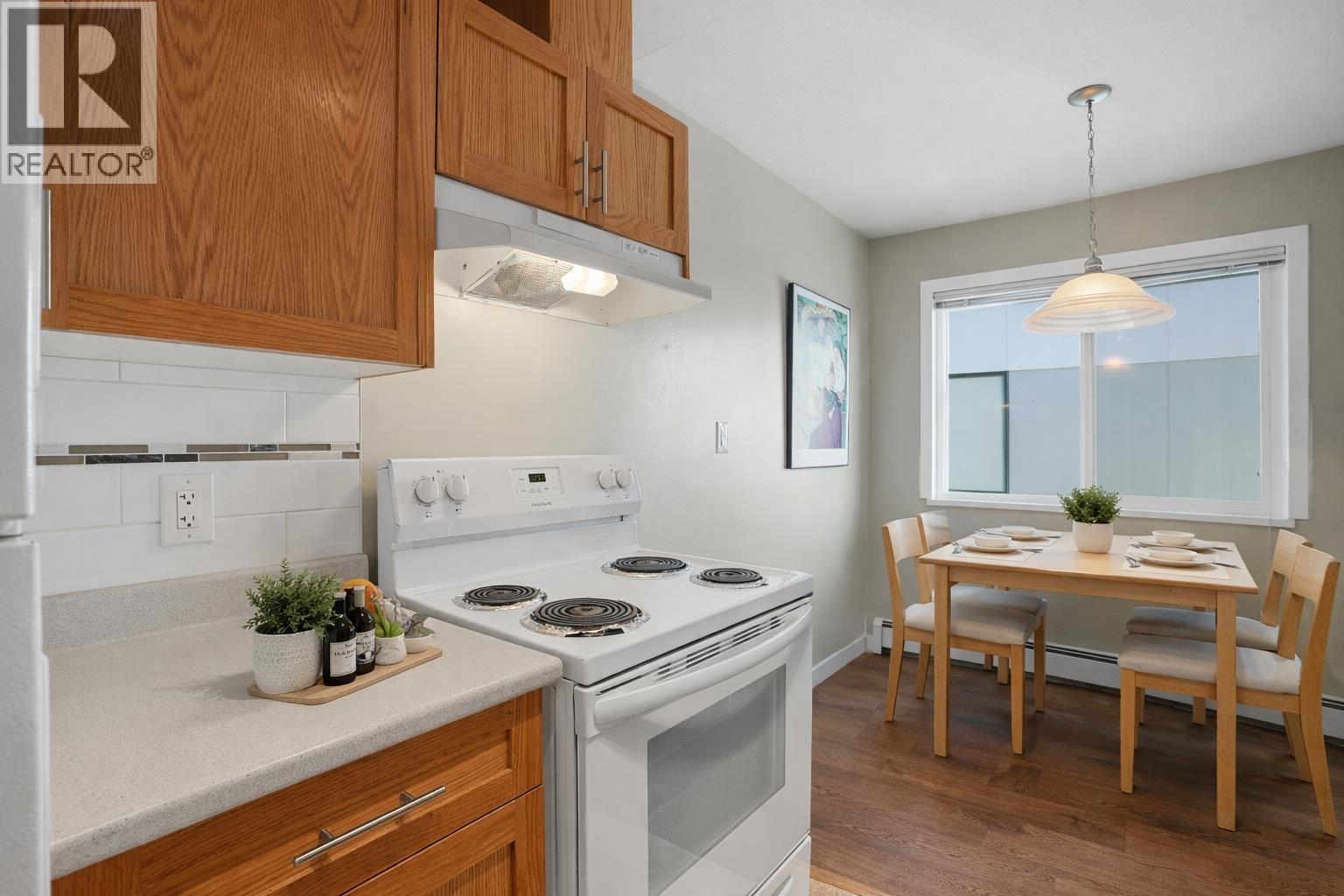 303 357 E 2nd Street, North Vancouver, British Columbia  V7L 1C6 - Photo 14 - R3100316