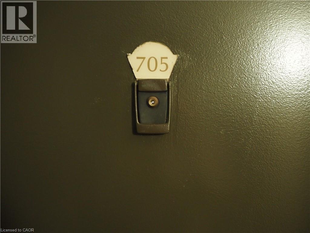 6720 Glen Erin Drive Unit# 705, Mississauga, Ontario  L5N 3K8 - Photo 2 - 40813946