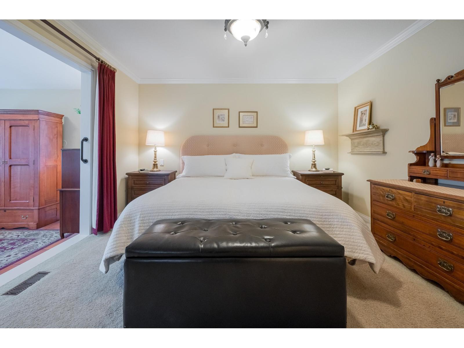 15496 93rd Avenue, Surrey, British Columbia V3R 9B6 - Photo 16 - R3085596