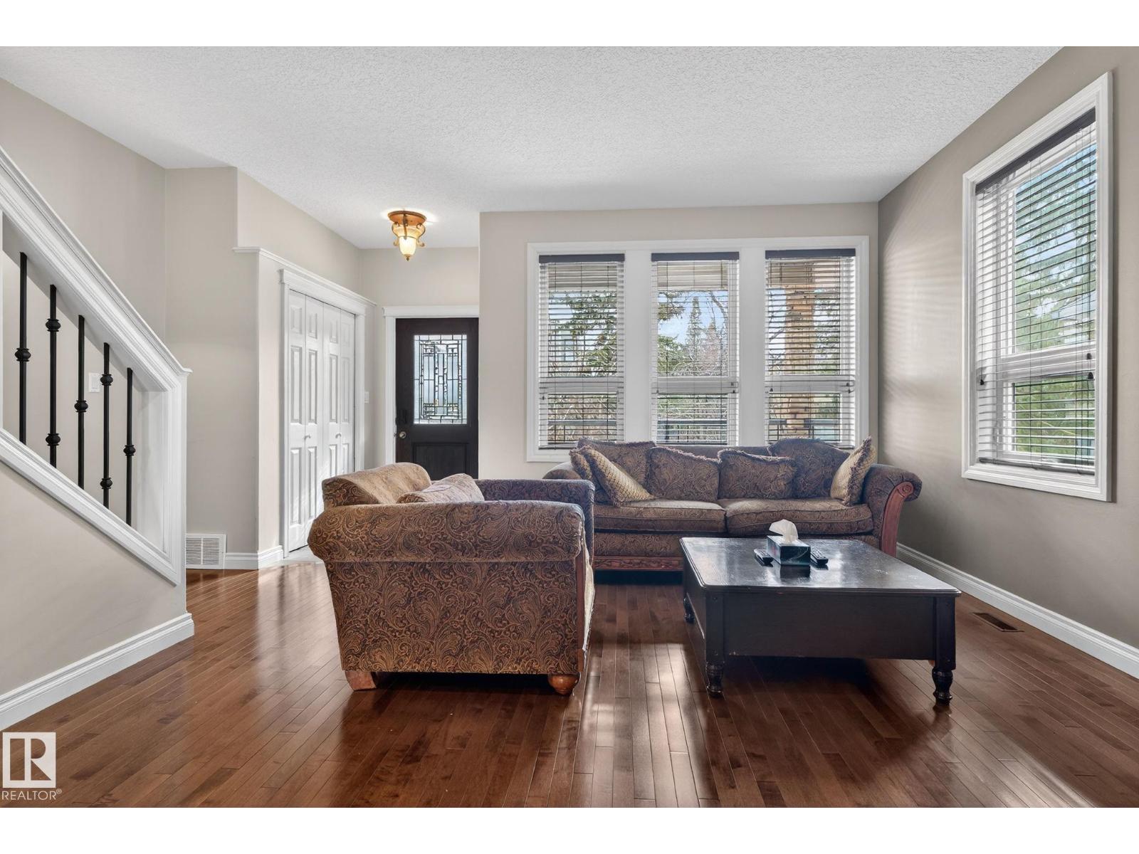 10418 69 Av Nw, Edmonton, Alberta  T6H 2C3 - Photo 6 - E4478696