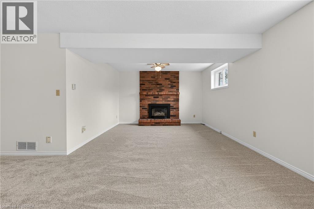 104 Viscount Road, Brantford, Ontario  N3P 1Y6 - Photo 33 - 40808524