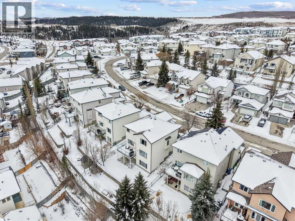 56 Bow Ridge Drive, Cochrane, Alberta  T4C 1V5 - Photo 4 - A2294034