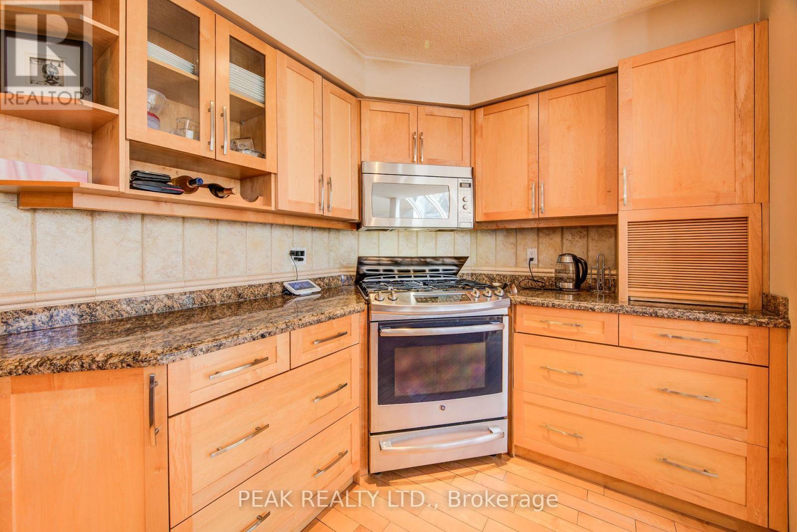 327 Wyecroft Boulevard, Waterloo, Ontario  N2T 2H3 - Photo 16 - X12910240