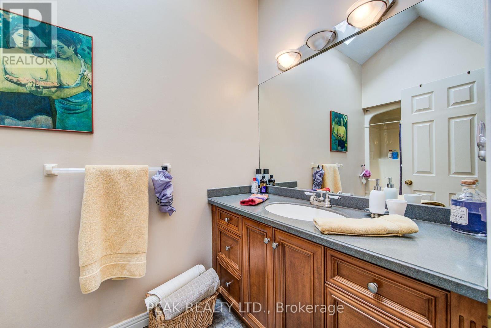 327 Wyecroft Boulevard, Waterloo, Ontario  N2T 2H3 - Photo 27 - X12910240