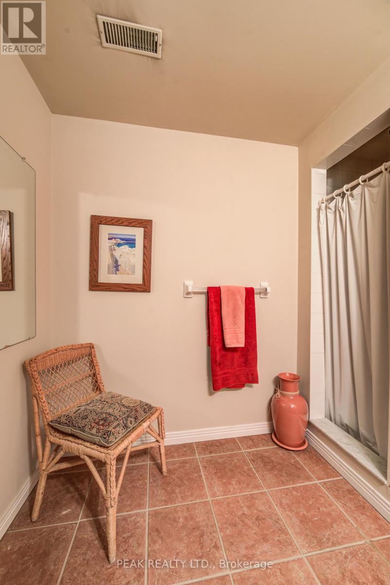 327 Wyecroft Boulevard, Waterloo, Ontario  N2T 2H3 - Photo 36 - X12910240