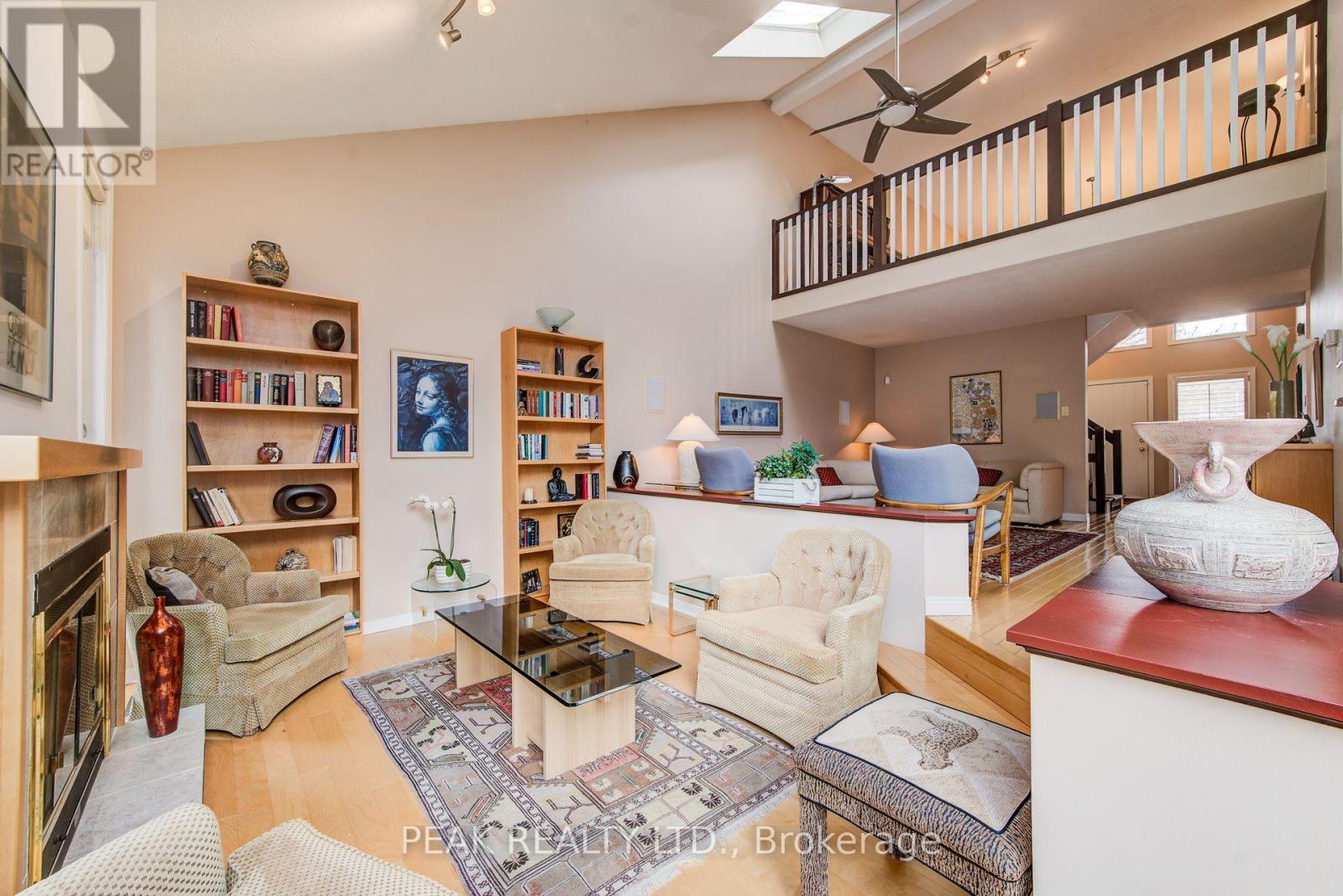 327 Wyecroft Boulevard, Waterloo, Ontario  N2T 2H3 - Photo 8 - X12910240