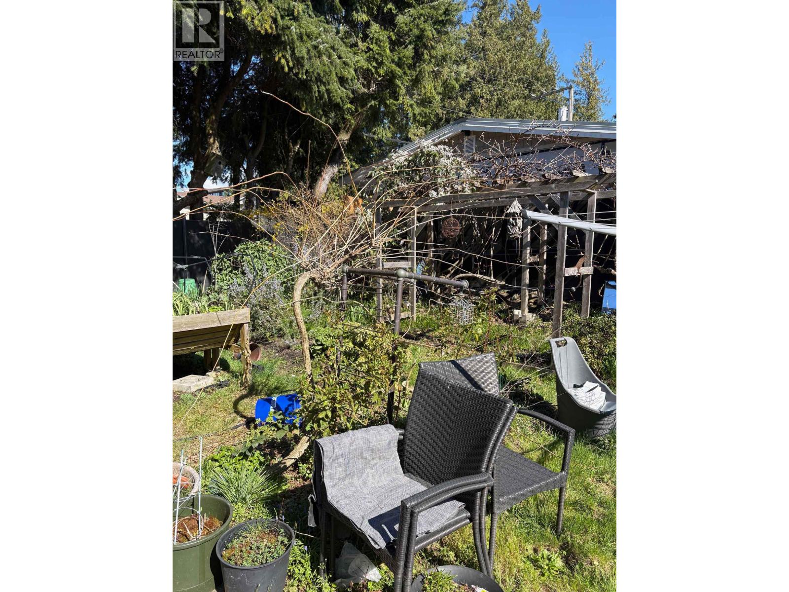 5702 Medusa Street, Sechelt, British Columbia  V0N 3A0 - Photo 36 - R3099668