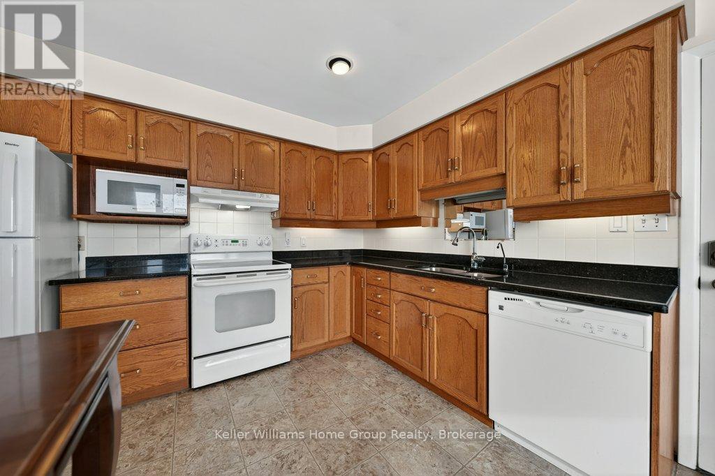 379 St Patrick Street W, Centre Wellington, Ontario  N1M 1L8 - Photo 10 - X12775814