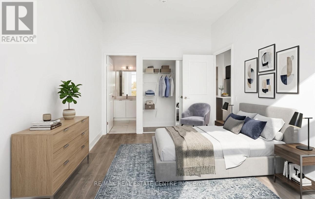 301 - 202 Burnhamthorpe Road E, Mississauga, Ontario  L5A 0B2 - Photo 8 - W12910226