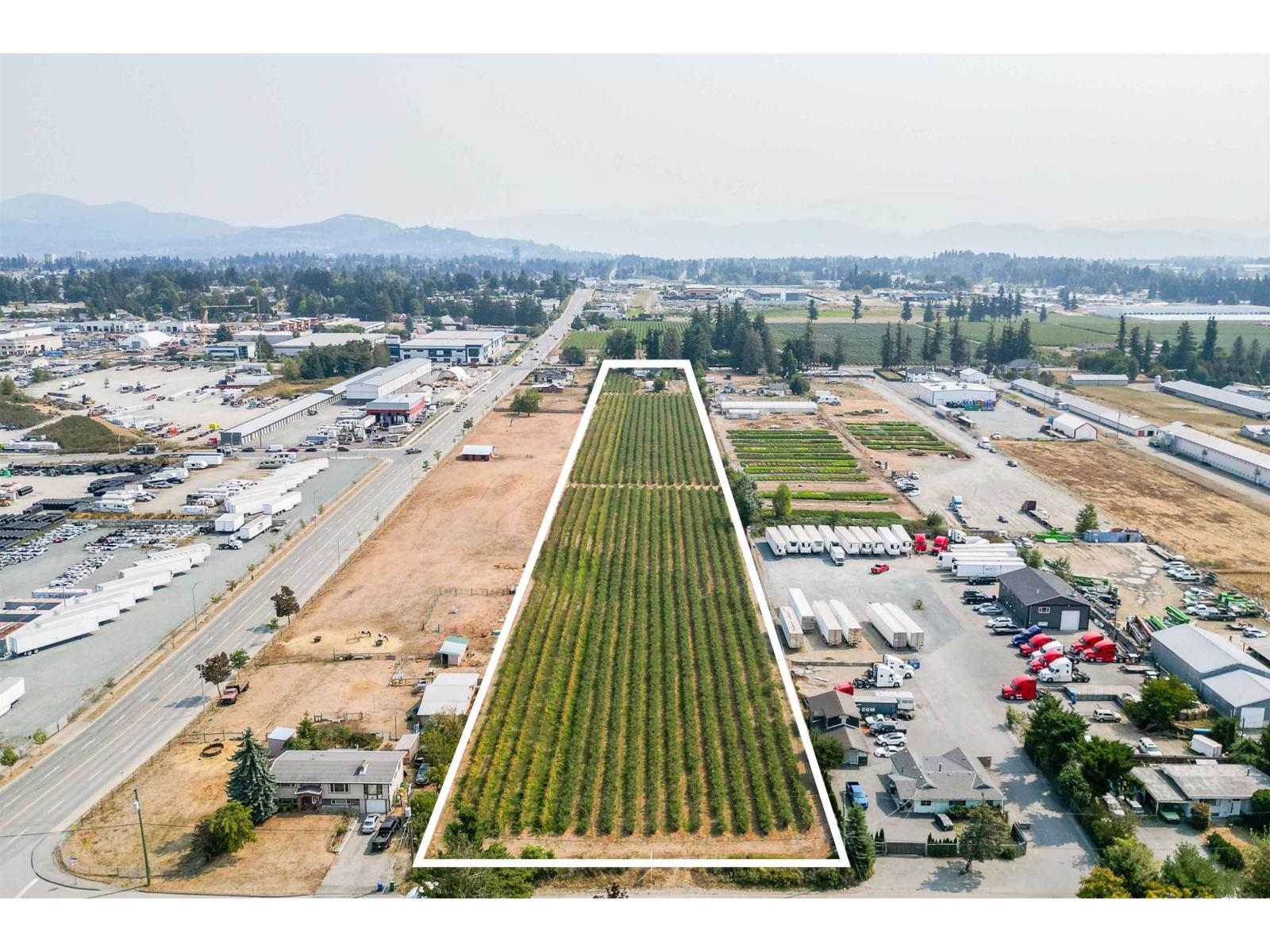 1963 Townline Road, Abbotsford, British Columbia V2T 6E2 - Photo 3 - C8077238