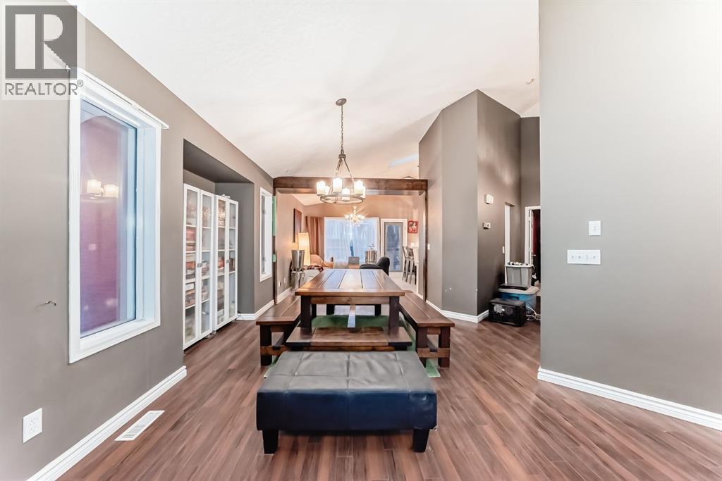 8373 Edgevalley Drive NW, Calgary, Alberta  T3A 4X6 - Photo 12 - A2281096