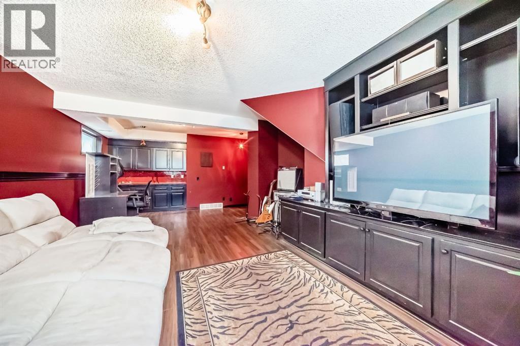 8373 Edgevalley Drive NW, Calgary, Alberta  T3A 4X6 - Photo 23 - A2281096