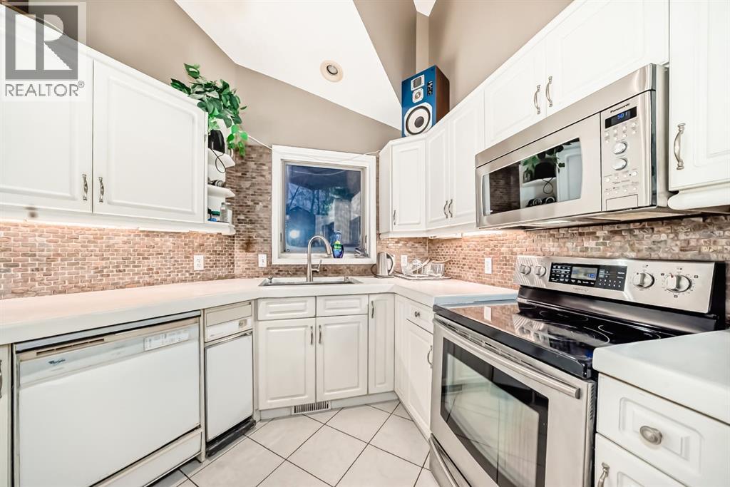 8373 Edgevalley Drive NW, Calgary, Alberta  T3A 4X6 - Photo 5 - A2281096