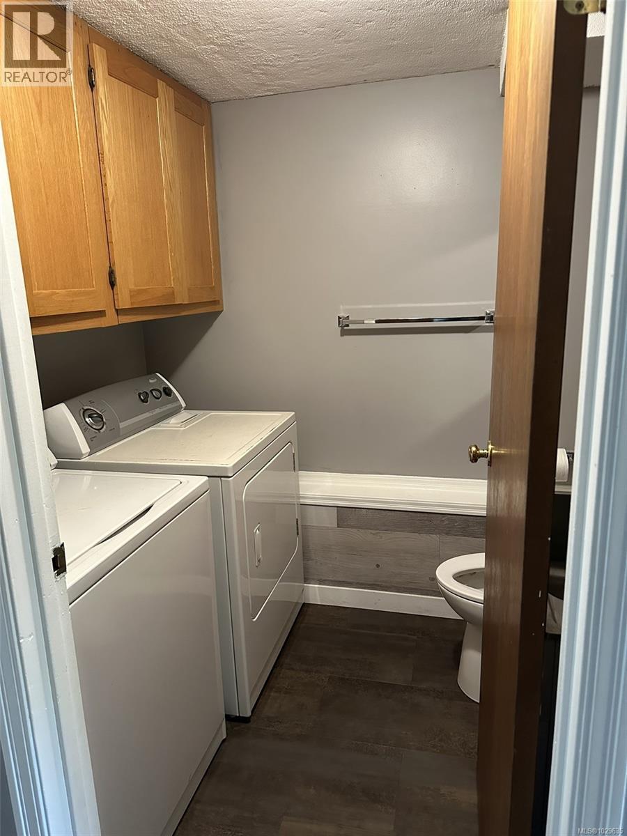 1646 Maquinna Ave, Comox, British Columbia  V9M 3L7 - Photo 13 - 1029635